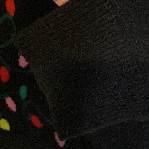 Torrid Women Christmas Lights Sweater Sz 1 or 14/16 Black Knit Holiday - Picture 7 of 10